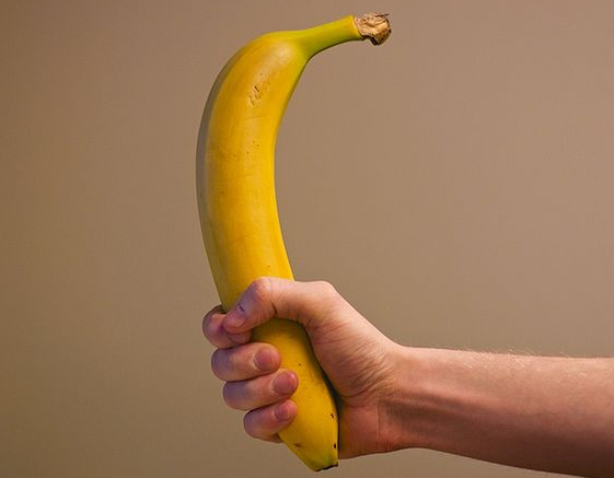 Врач Арзамасцев посоветовал употреблять бананы для здоровья сердца