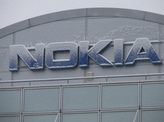 Nokia презентовала три новых кнопочных телефона
