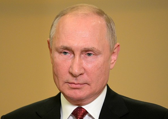 Политолог Бовт признал интервью Карлсона с Владимиром Путиным провальным