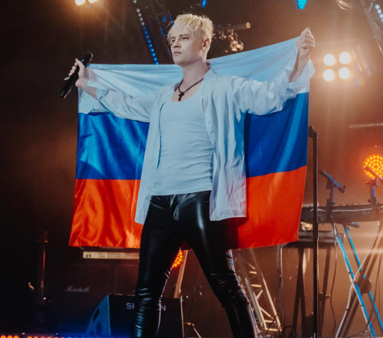 Продюсер Рудченко объяснил отсутствие SHAMAN на концерте с Путиным его графиком