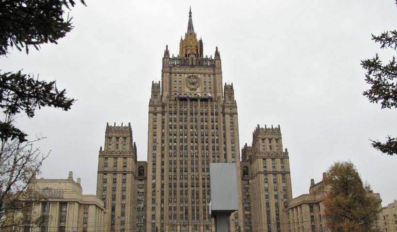 МИД предложил разрешить россиянам в странах СНГ подтверждать аккаунты на "Госуслугах"