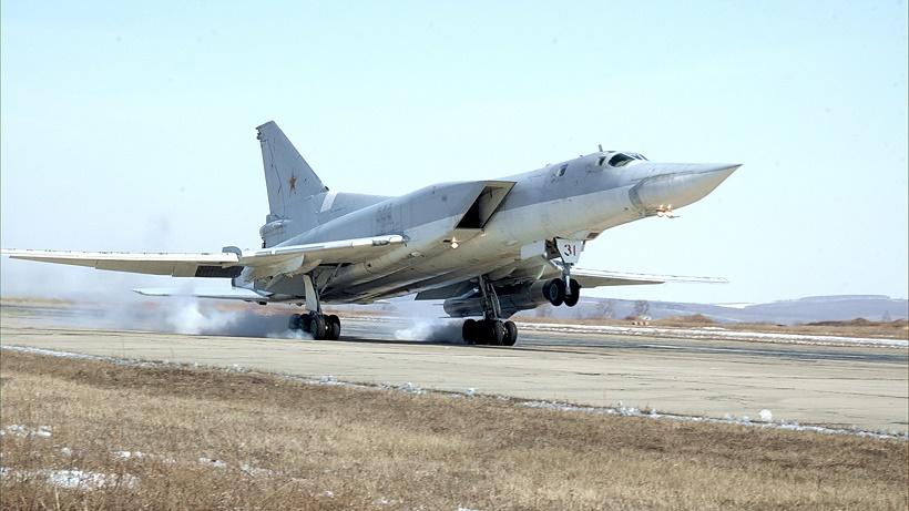 Mash: Командир экипажа ракетоносца Ту-23М3 принудительно катапультировал лётчиков
