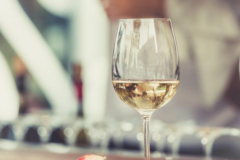JSAD.: Исследование опровергает пользу умеренного употребления вина