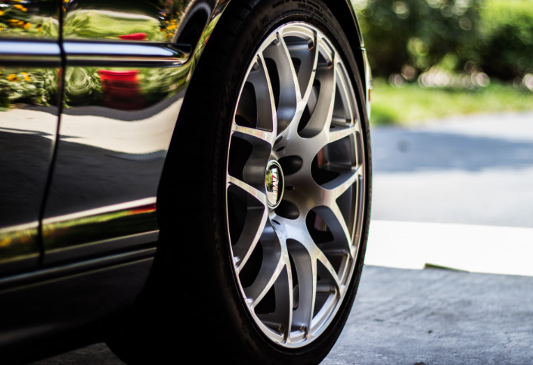 Эксперты рассказали, чем отличались Ford 427 Cammer и Chrysler 426 HEMI